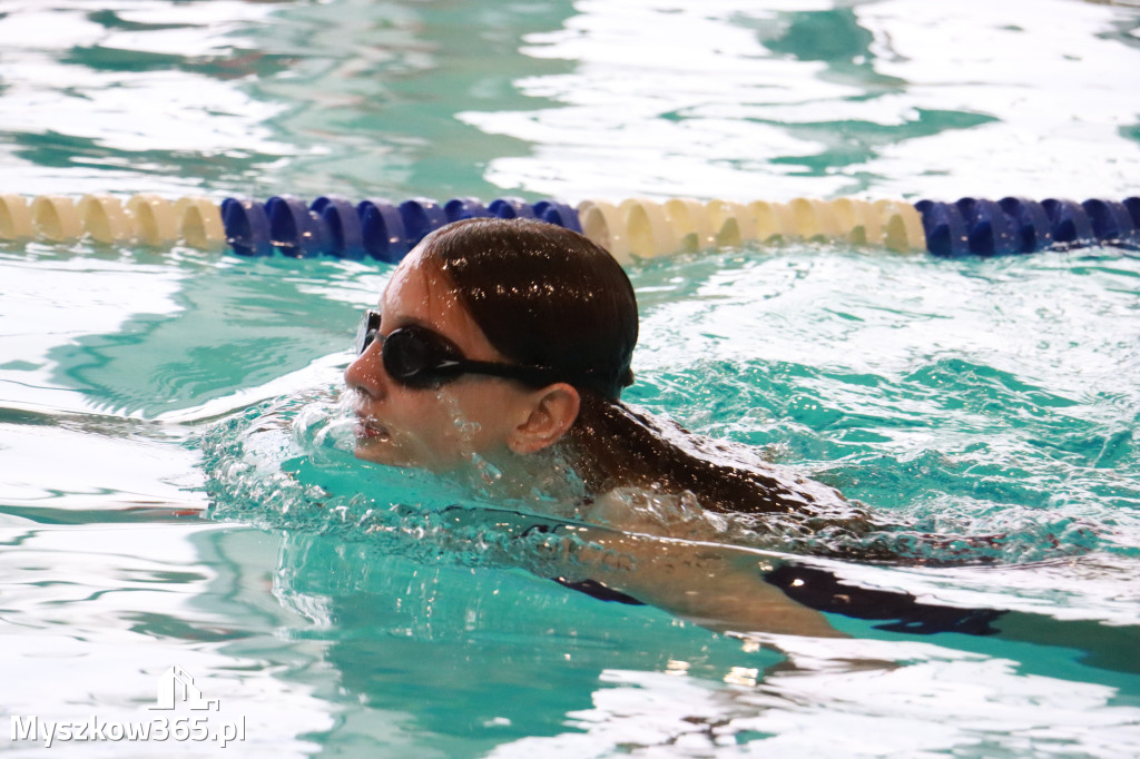 Fotorelacja I: Zawody pływackie w MOSiR Myszków