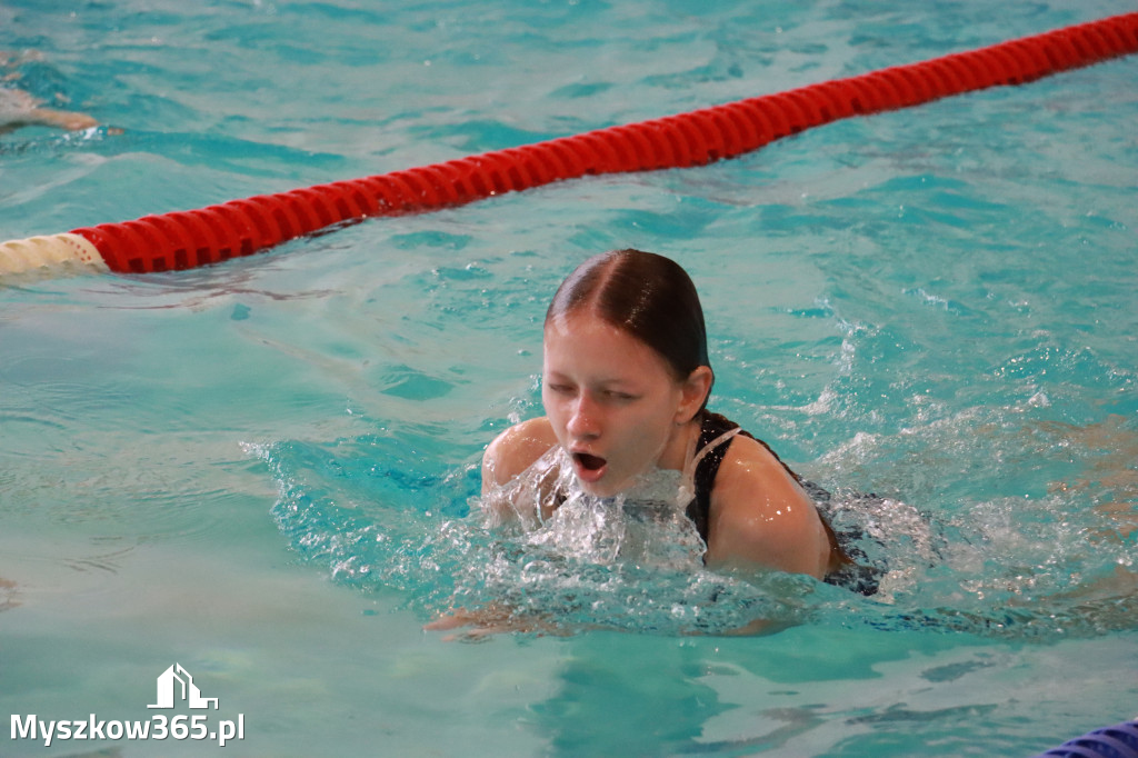 Fotorelacja I: Zawody pływackie w MOSiR Myszków