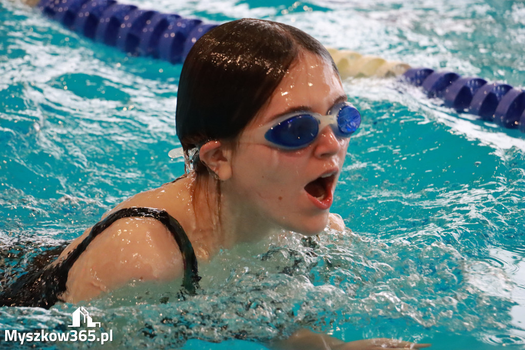 Fotorelacja I: Zawody pływackie w MOSiR Myszków