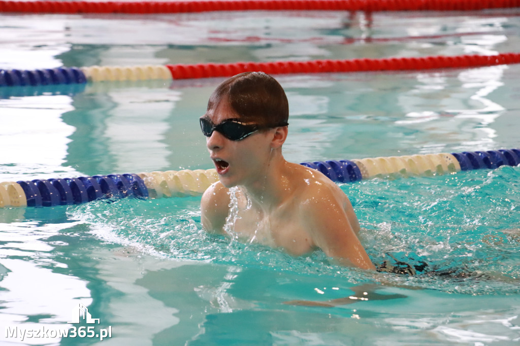 Fotorelacja I: Zawody pływackie w MOSiR Myszków