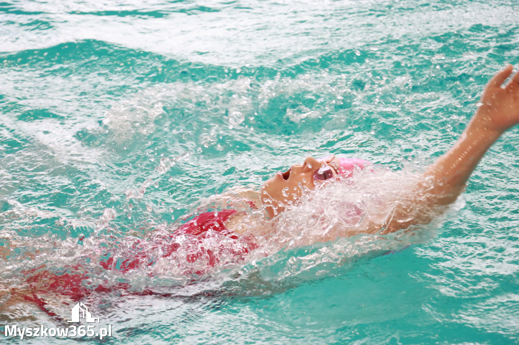 Fotorelacja II: Zawody pływackie w MOSiR Myszków