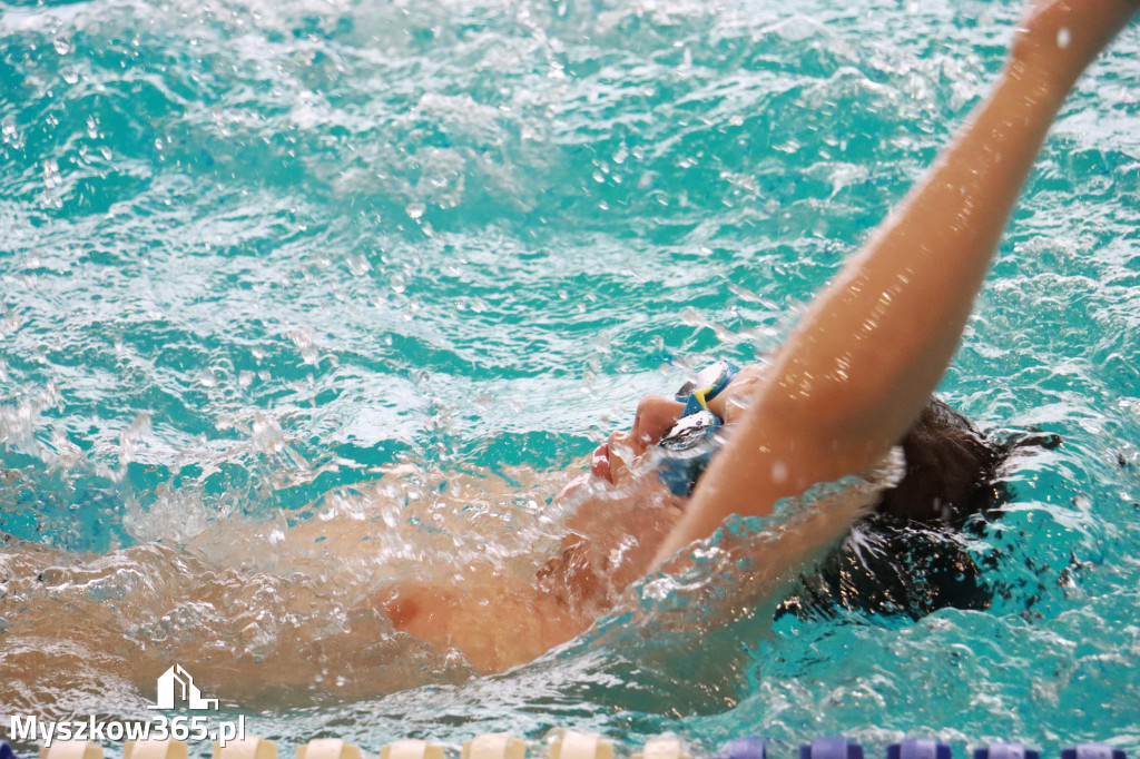 Fotorelacja II: Zawody pływackie w MOSiR Myszków