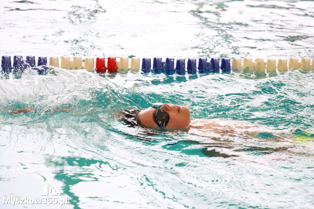Fotorelacja II: Zawody pływackie w MOSiR Myszków