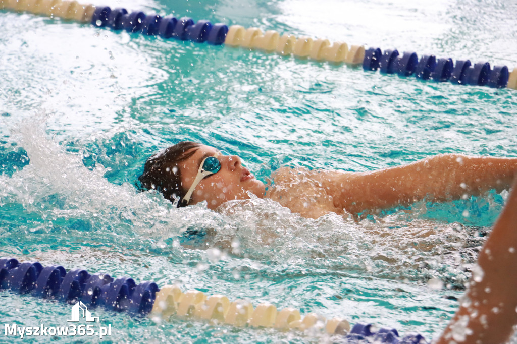 Fotorelacja II: Zawody pływackie w MOSiR Myszków
