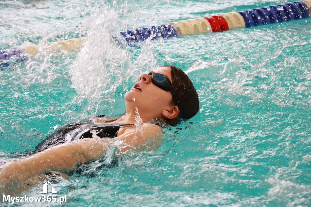 Fotorelacja II: Zawody pływackie w MOSiR Myszków