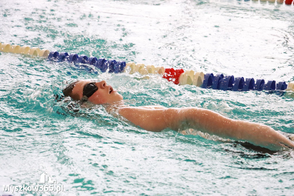 Fotorelacja II: Zawody pływackie w MOSiR Myszków
