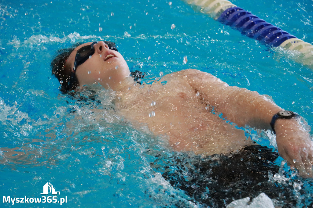 Fotorelacja II: Zawody pływackie w MOSiR Myszków