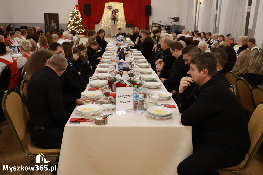 Fotorelacja: Wigilia Gminna w Poraju