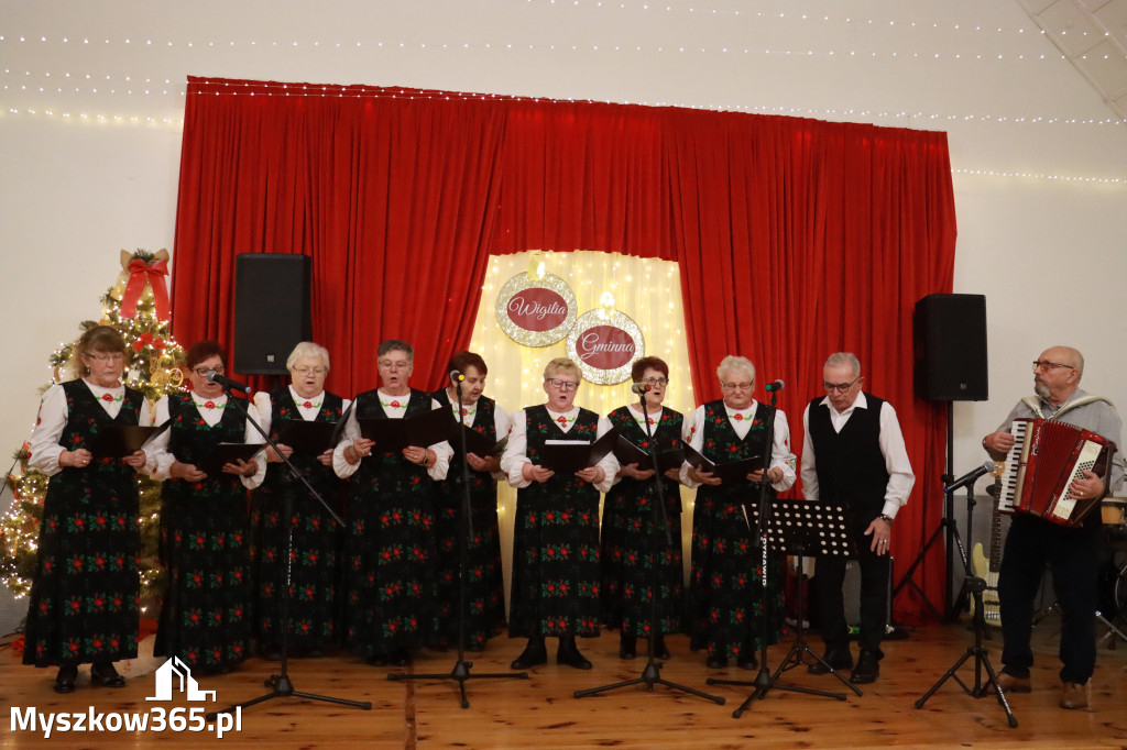 Fotorelacja: Wigilia Gminna w Poraju