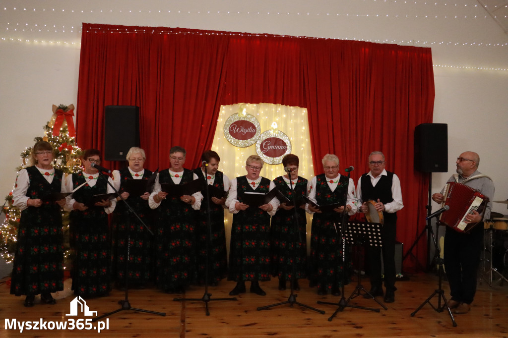 Fotorelacja: Wigilia Gminna w Poraju