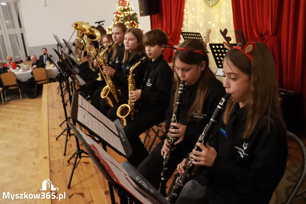 Fotorelacja: Wigilia Gminna w Poraju