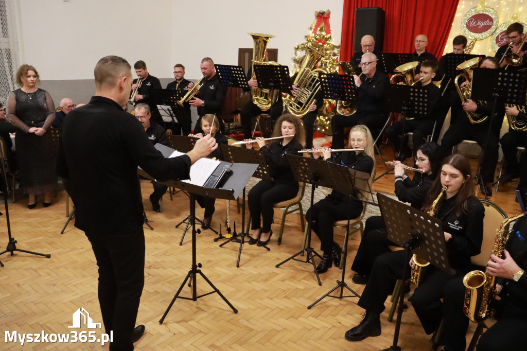 Fotorelacja: Wigilia Gminna w Poraju