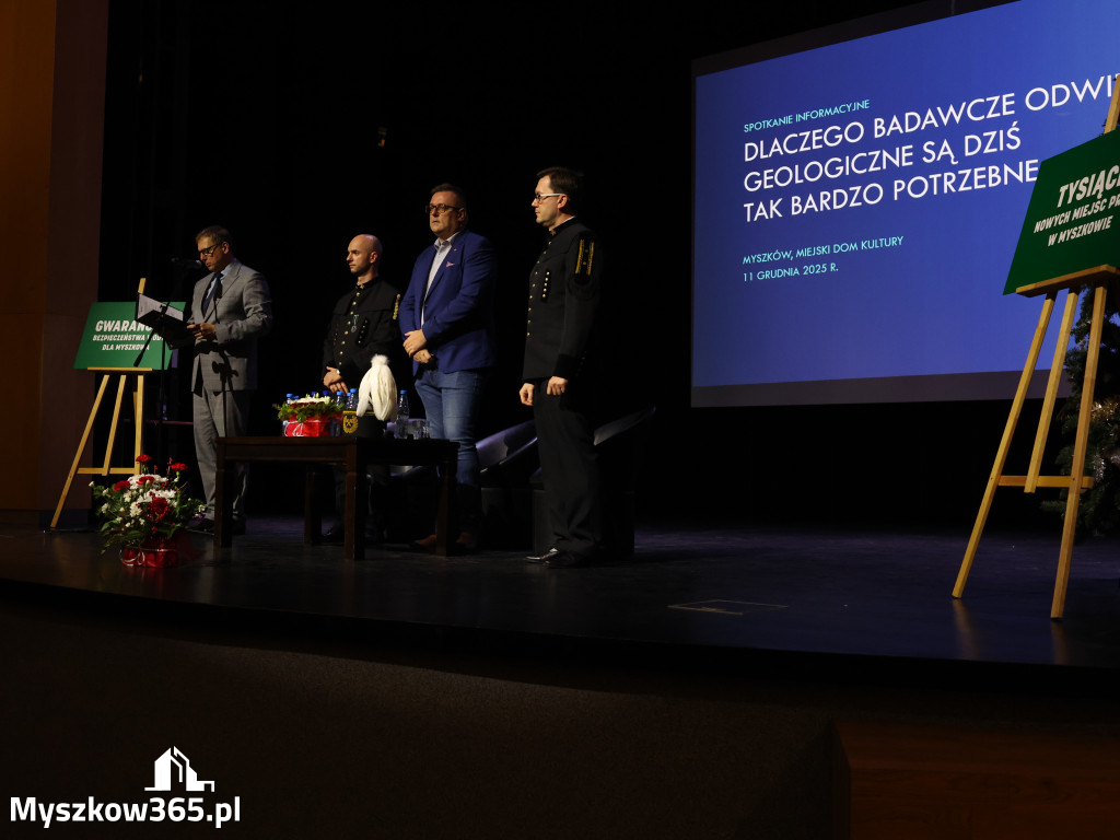 Fotorelacja: Dyskusja o odwiertach w MDK Myszków