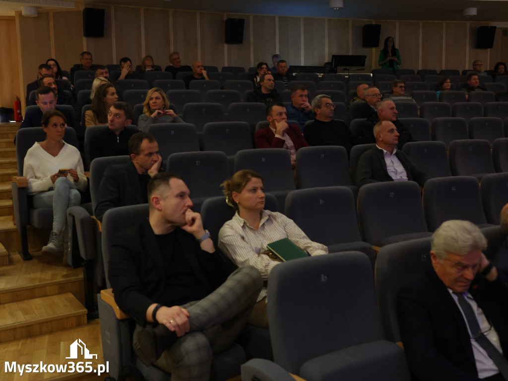 Fotorelacja: Dyskusja o odwiertach w MDK Myszków