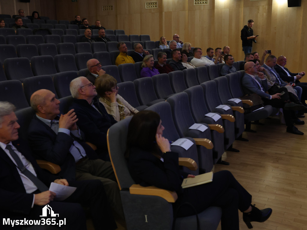 Fotorelacja: Dyskusja o odwiertach w MDK Myszków