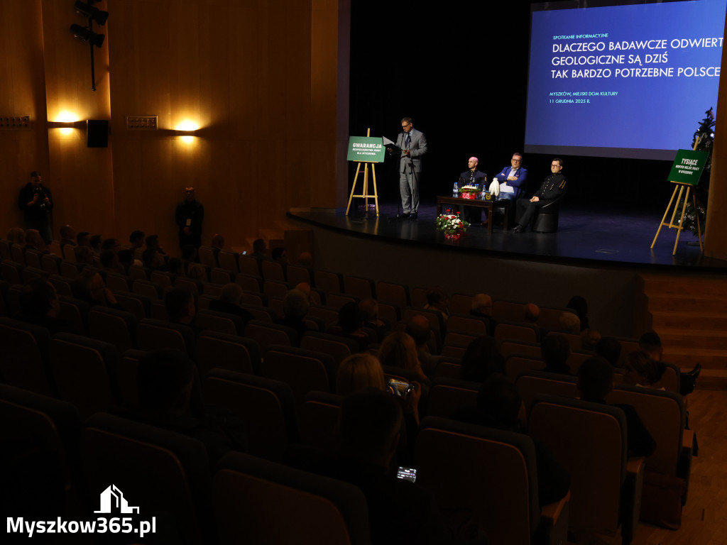 Fotorelacja: Dyskusja o odwiertach w MDK Myszków