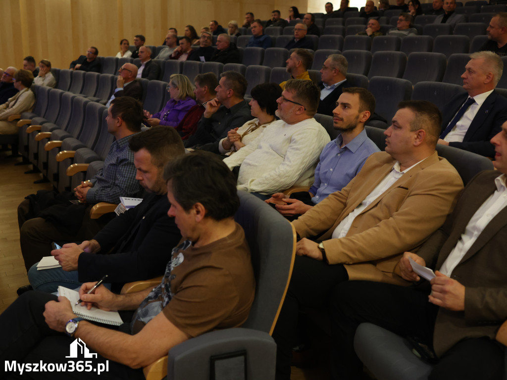Fotorelacja: Dyskusja o odwiertach w MDK Myszków