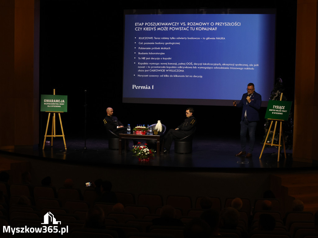 Fotorelacja: Dyskusja o odwiertach w MDK Myszków