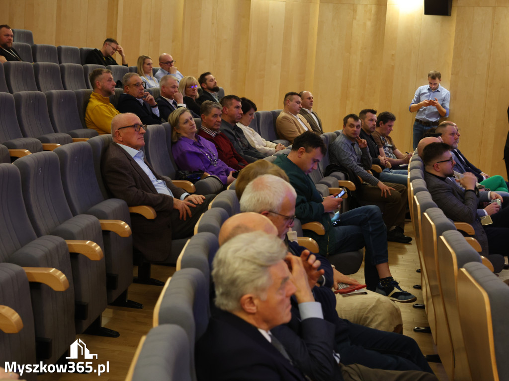 Fotorelacja: Dyskusja o odwiertach w MDK Myszków