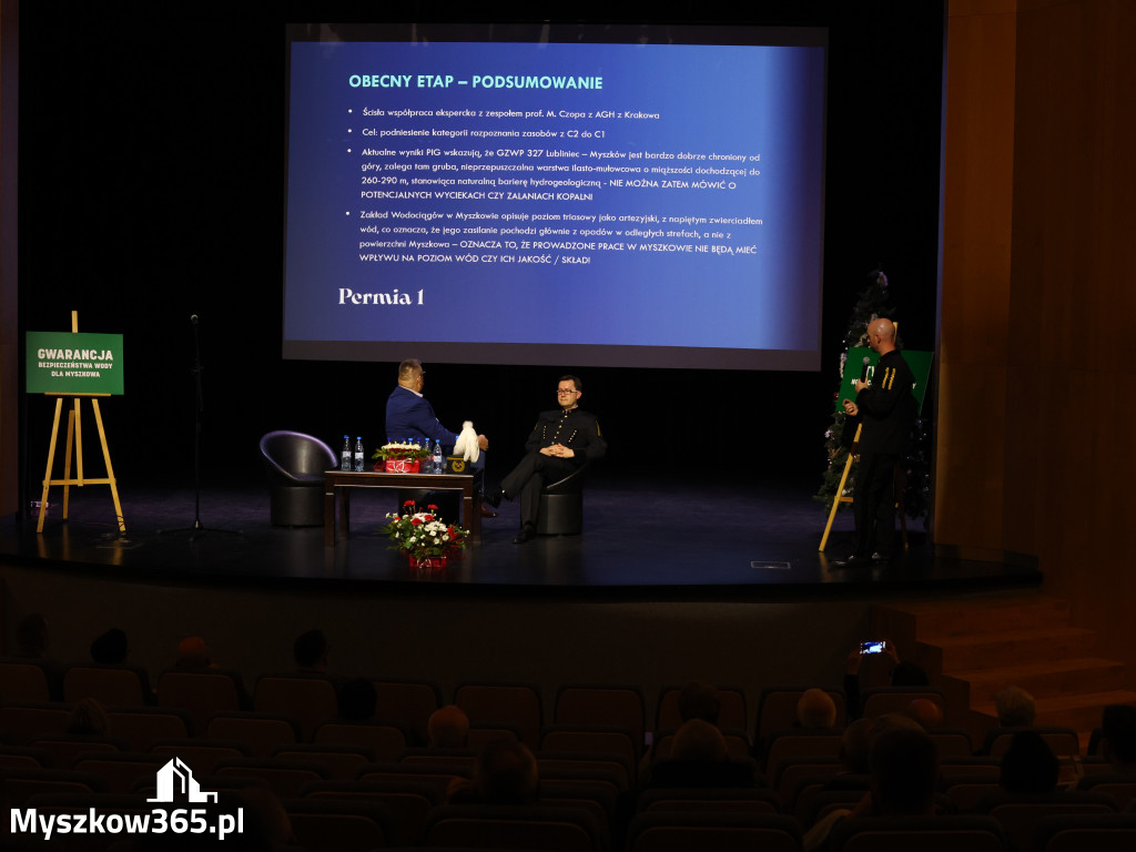 Fotorelacja: Dyskusja o odwiertach w MDK Myszków