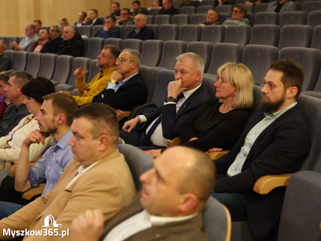 Fotorelacja: Dyskusja o odwiertach w MDK Myszków