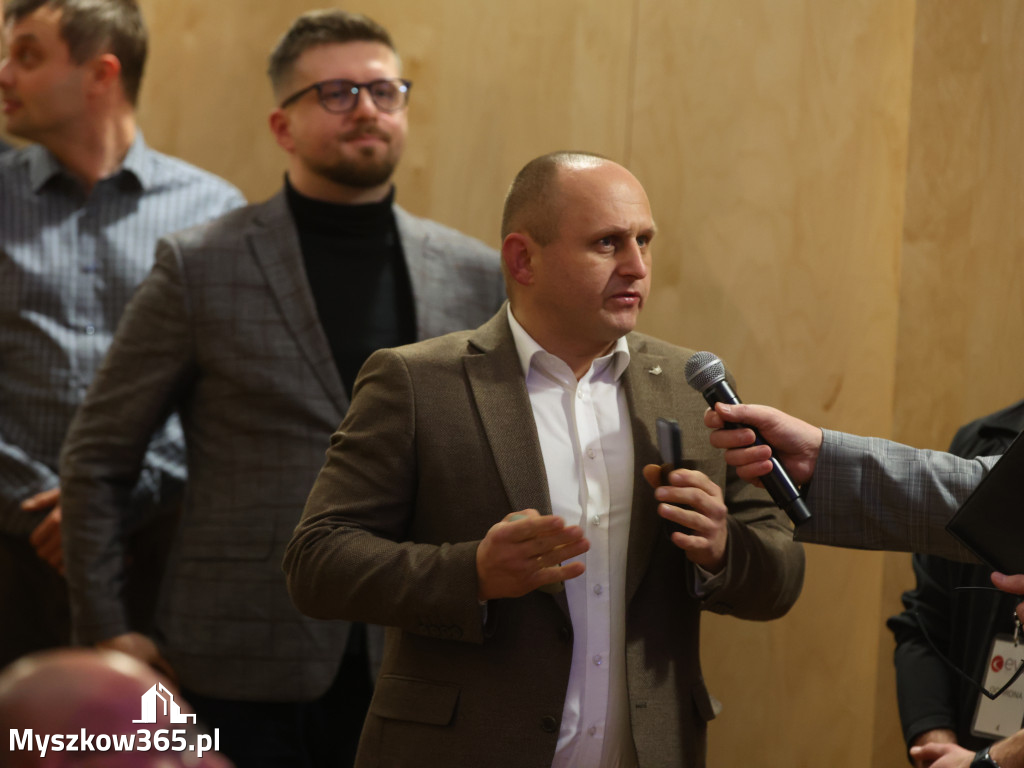 Fotorelacja: Dyskusja o odwiertach w MDK Myszków