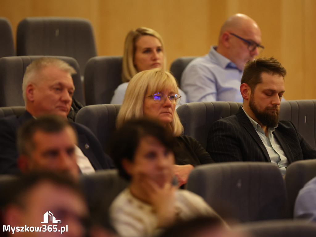 Fotorelacja: Dyskusja o odwiertach w MDK Myszków