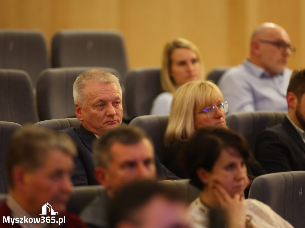 Fotorelacja: Dyskusja o odwiertach w MDK Myszków