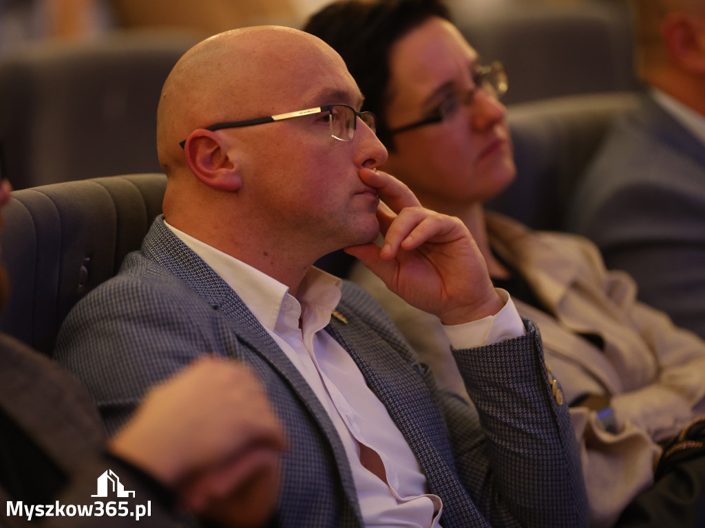 Fotorelacja: Dyskusja o odwiertach w MDK Myszków