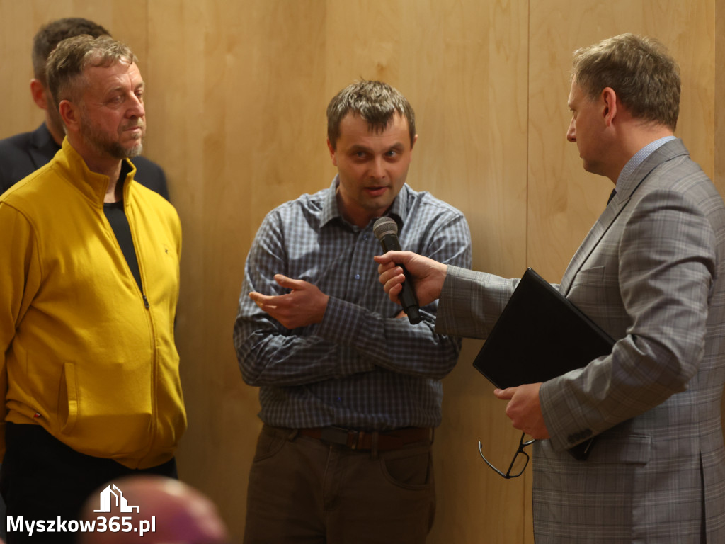 Fotorelacja: Dyskusja o odwiertach w MDK Myszków