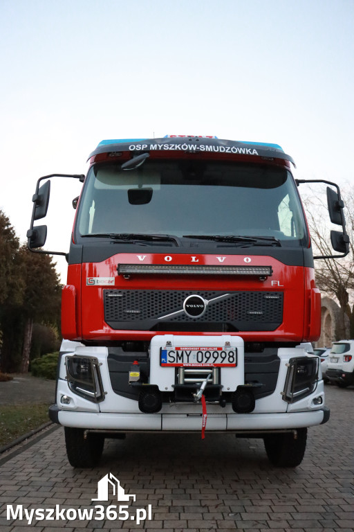 Fotorelacja I: Przekazanie samochodu ratowniczo-gaśniczego dla OSP Myszków-Smudzówka