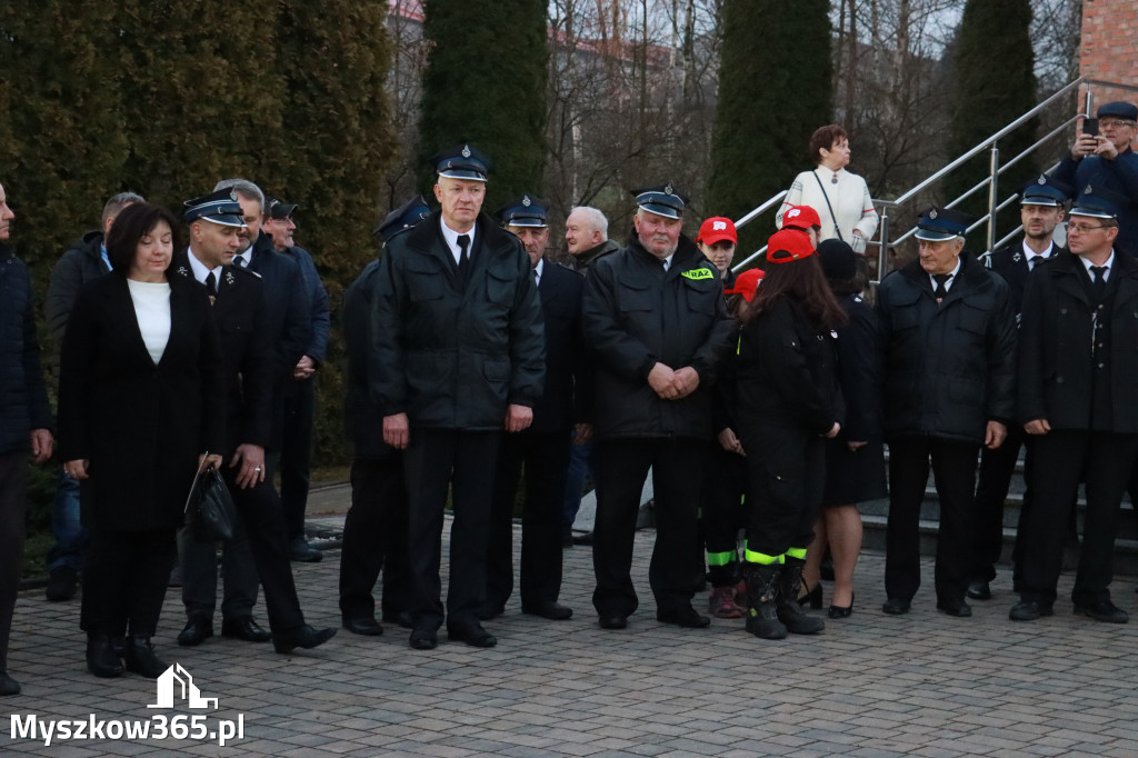 Fotorelacja I: Przekazanie samochodu ratowniczo-gaśniczego dla OSP Myszków-Smudzówka