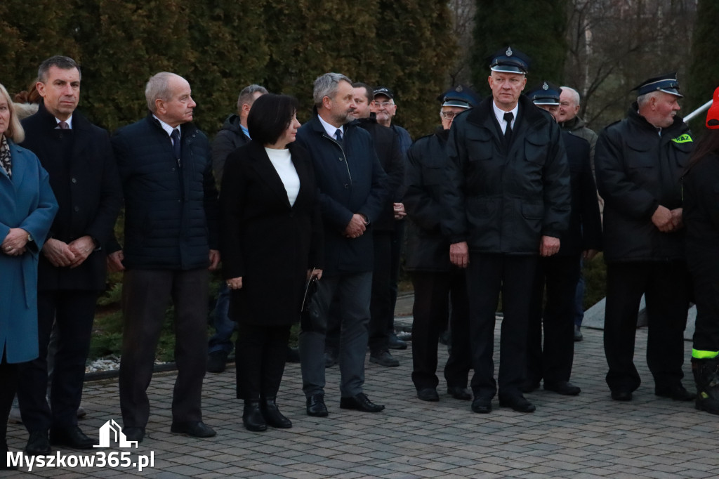 Fotorelacja I: Przekazanie samochodu ratowniczo-gaśniczego dla OSP Myszków-Smudzówka