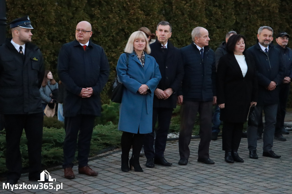 Fotorelacja I: Przekazanie samochodu ratowniczo-gaśniczego dla OSP Myszków-Smudzówka