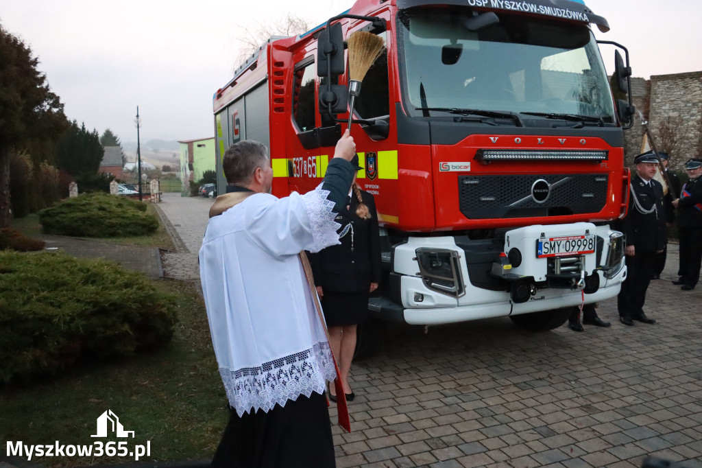Fotorelacja I: Przekazanie samochodu ratowniczo-gaśniczego dla OSP Myszków-Smudzówka