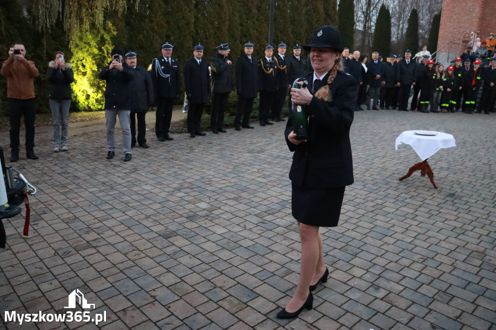 Fotorelacja I: Przekazanie samochodu ratowniczo-gaśniczego dla OSP Myszków-Smudzówka