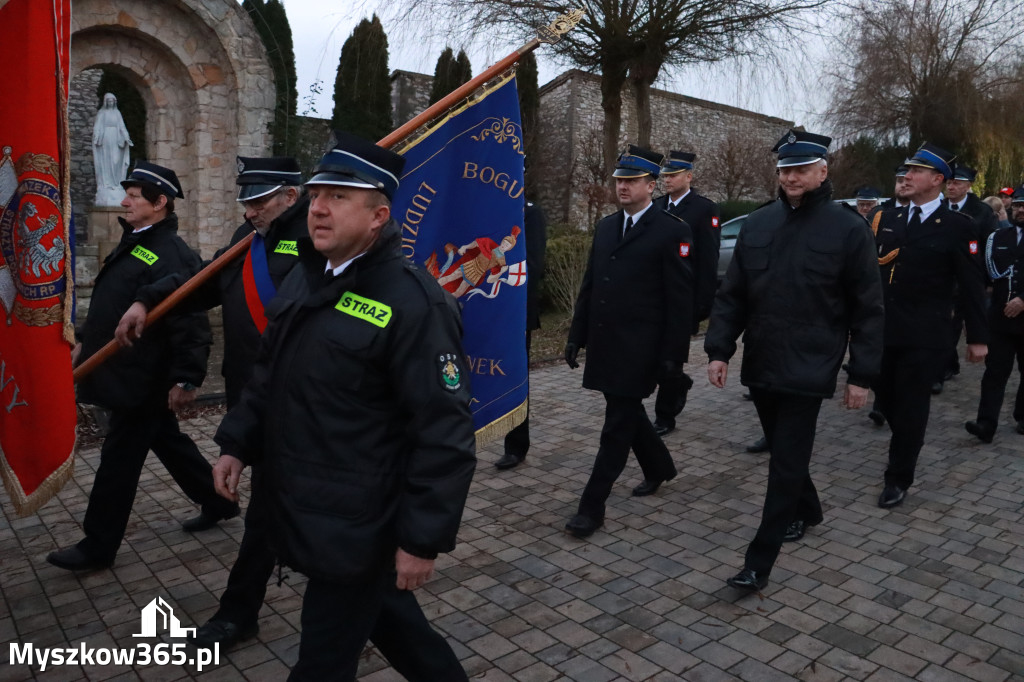 Fotorelacja I: Przekazanie samochodu ratowniczo-gaśniczego dla OSP Myszków-Smudzówka