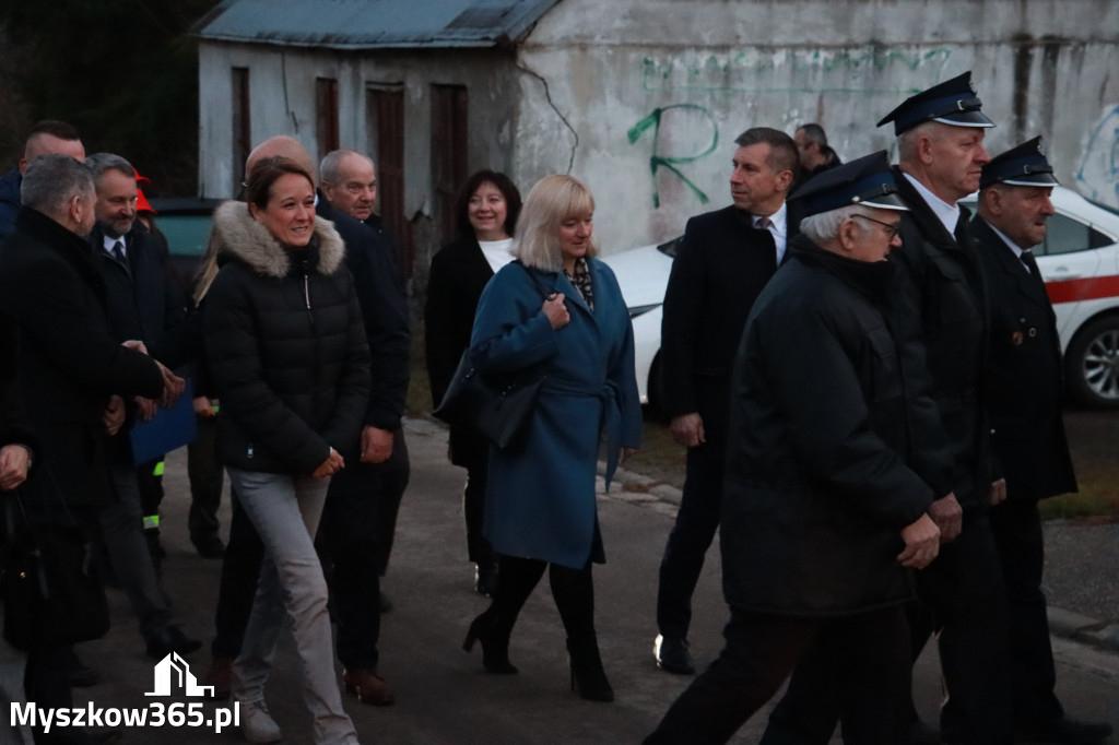 Fotorelacja I: Przekazanie samochodu ratowniczo-gaśniczego dla OSP Myszków-Smudzówka