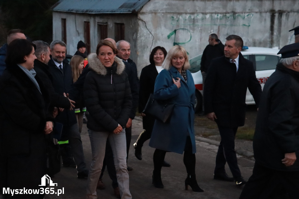 Fotorelacja I: Przekazanie samochodu ratowniczo-gaśniczego dla OSP Myszków-Smudzówka