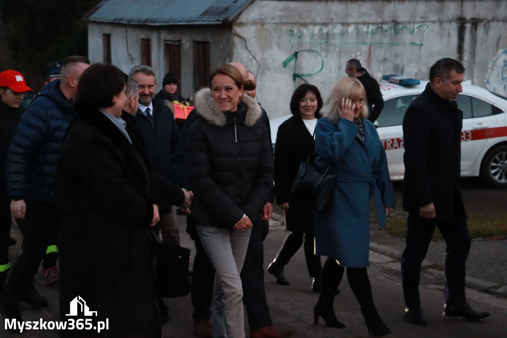 Fotorelacja I: Przekazanie samochodu ratowniczo-gaśniczego dla OSP Myszków-Smudzówka