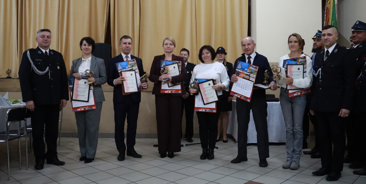 Fotorelacja II: Przekazanie samochodu ratowniczo-gaśniczego dla OSP Myszków-Smudzówka