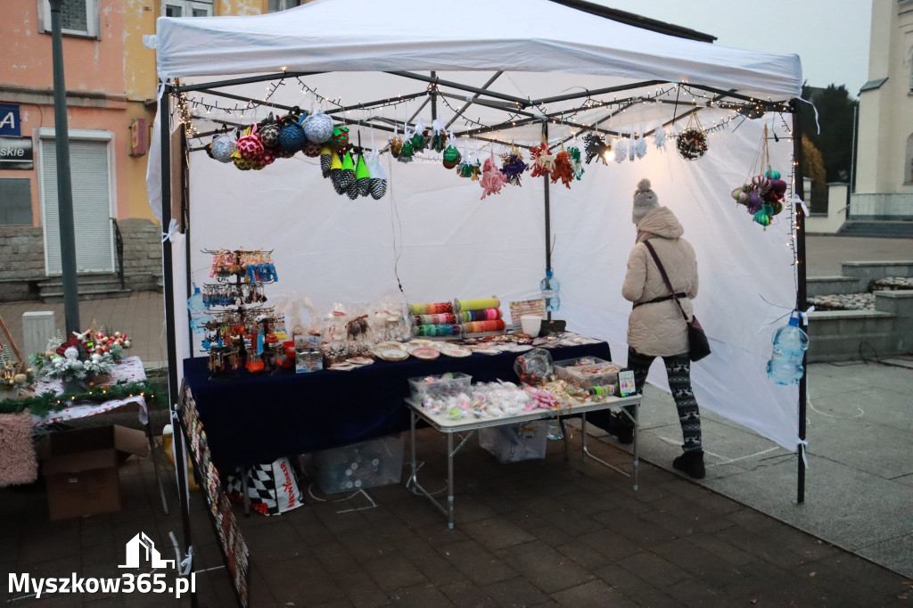 Fotorelacja I: Iskry Jarmark Bożonarodzeniowy w Żarkach