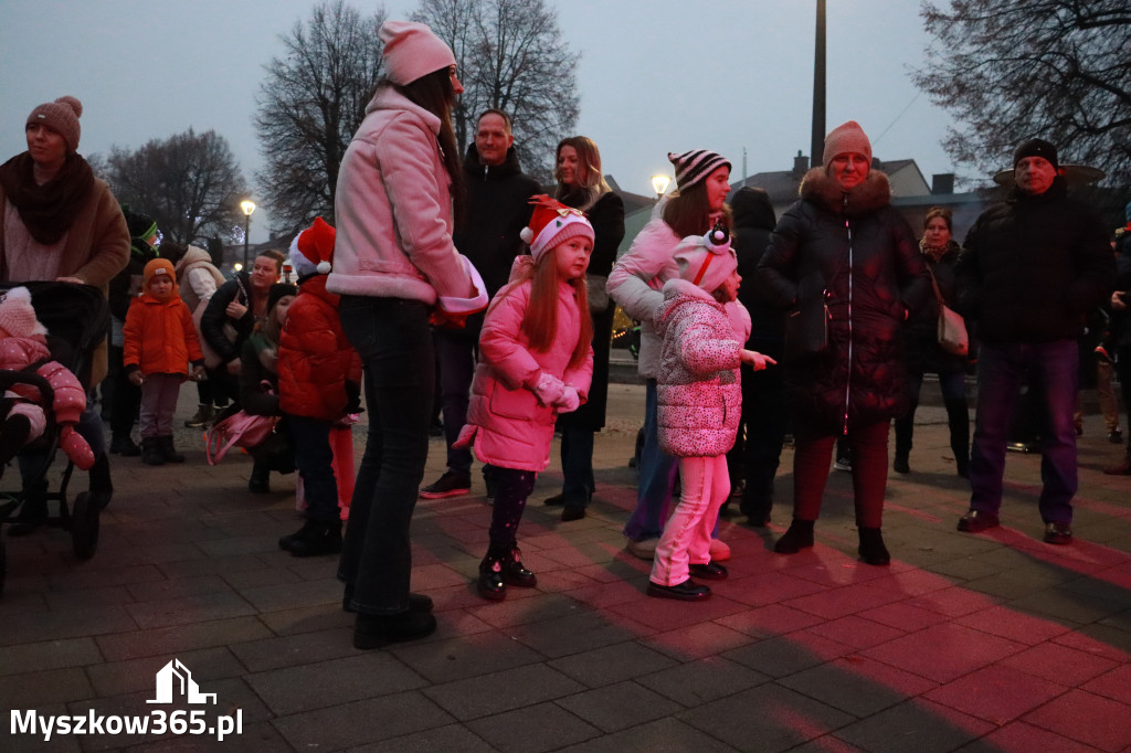 Fotorelacja I: Iskry Jarmark Bożonarodzeniowy w Żarkach