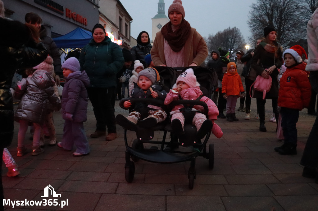Fotorelacja I: Iskry Jarmark Bożonarodzeniowy w Żarkach