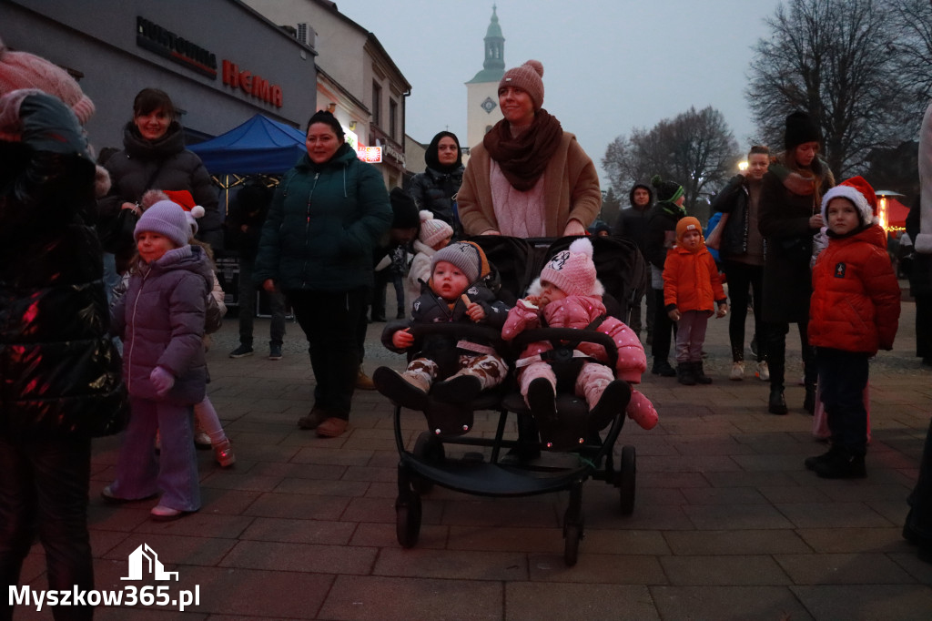 Fotorelacja I: Iskry Jarmark Bożonarodzeniowy w Żarkach