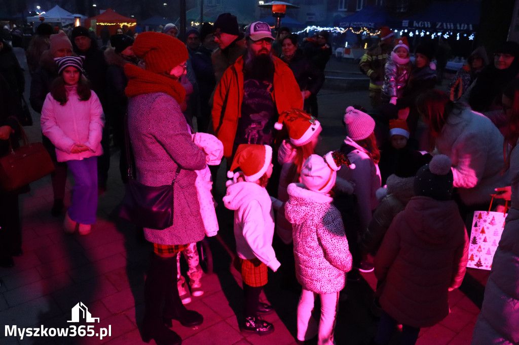 Fotorelacja I: Iskry Jarmark Bożonarodzeniowy w Żarkach