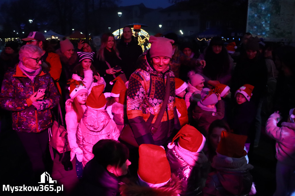 Fotorelacja I: Iskry Jarmark Bożonarodzeniowy w Żarkach