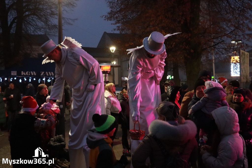 Fotorelacja I: Iskry Jarmark Bożonarodzeniowy w Żarkach