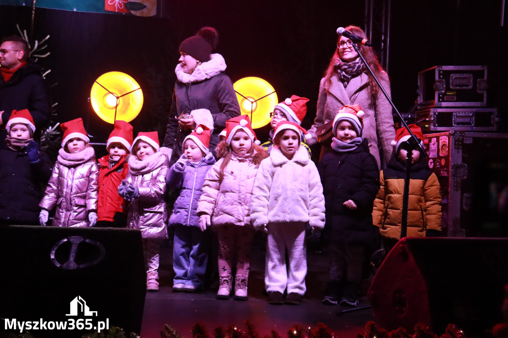 Fotorelacja I: Iskry Jarmark Bożonarodzeniowy w Żarkach