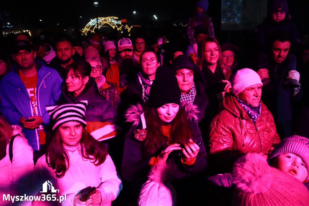 Fotorelacja I: Iskry Jarmark Bożonarodzeniowy w Żarkach
